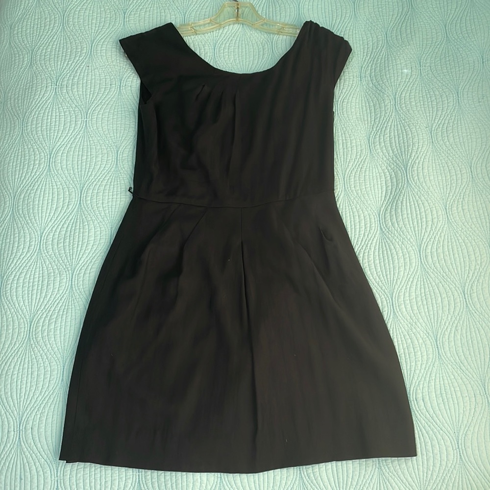 Alice + Olivia Black Tonal Patterned Wool Blend Dress with Silver Tassel Zipper